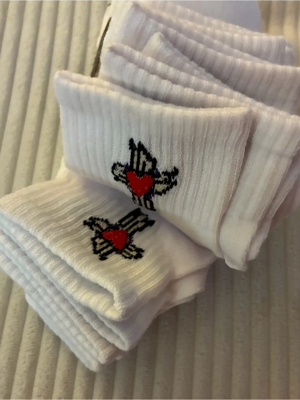 Ed Hardy White Quarter Ankle Socks with Embroidered Accents - 10 Pack